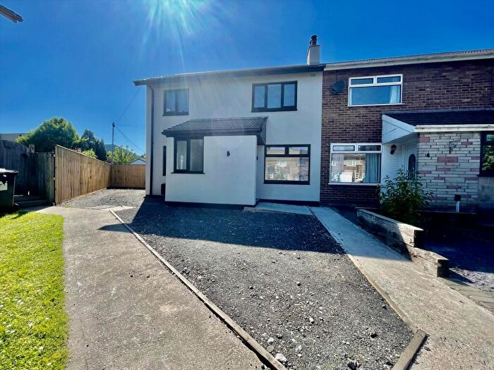 3 Bedroom Semi-Detached House To Rent In Queens Crescent, Kirkham, Preston, PR4