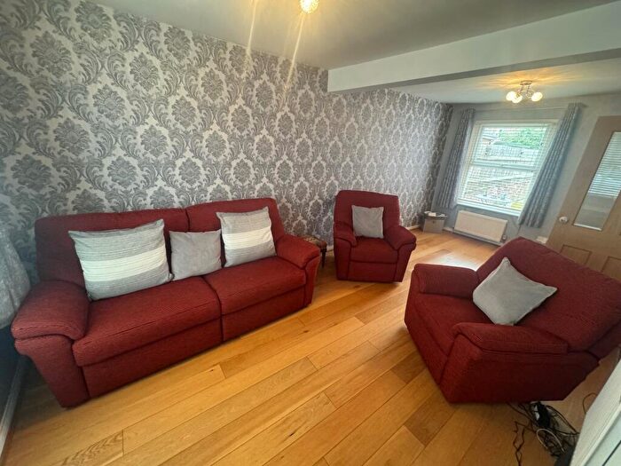 2 Bedroom House To Rent In Priory Road, Southampton, SO17