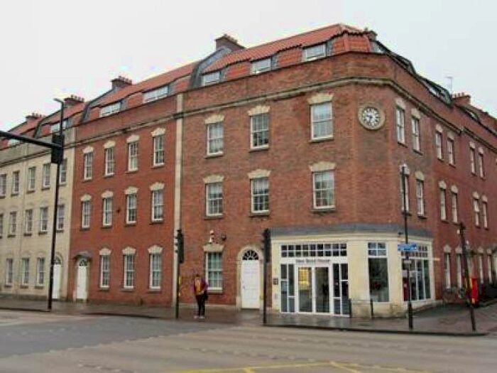 1 Bedroom Studio Flat To Rent In New Bond House Bristol, BS2 9ag #052526