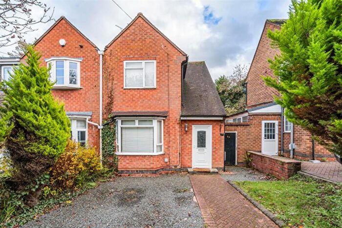 2 Bedroom Semi-Detached House To Rent In Madams Hill Road, Shirley, B90