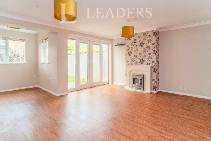 3 Bedroom Terraced House To Rent In Pamplin Court, CB1