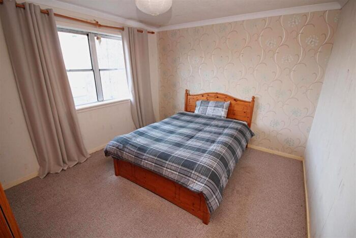 3 Bedroom Terraced House For Sale In Pentland Avenue, Port Glasgow, PA14