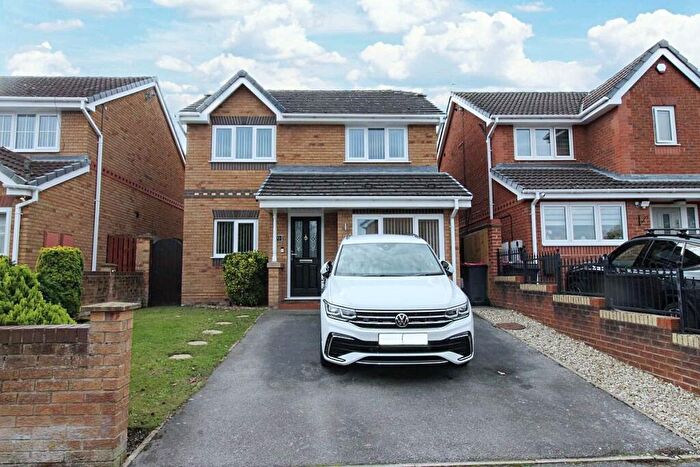 3 Bedroom Detached House For Sale In Far Golden Smithies, Swinton, Mexborough, S64