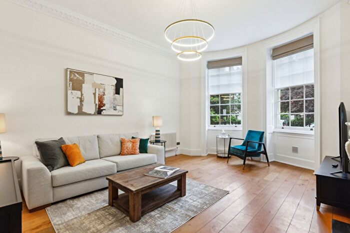 2 Bedroom Terraced House To Rent In Montagu Square, South Marylebone, W1H