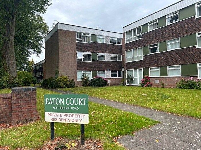 3 Bedroom Flat To Rent In Mulroy Road, Sutton Coldfield, B74