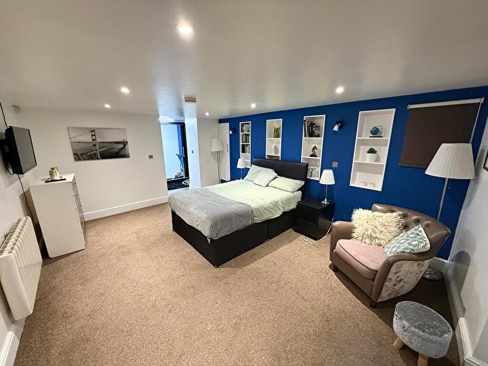 2 Bedroom Apartment To Rent In Brunswick Street, Sheffield, S10