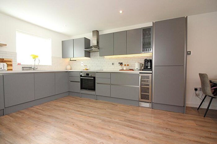 3 Bedroom End Of Terrace House For Sale In Angelica Avenue, Stotfold, Hitchin, SG5
