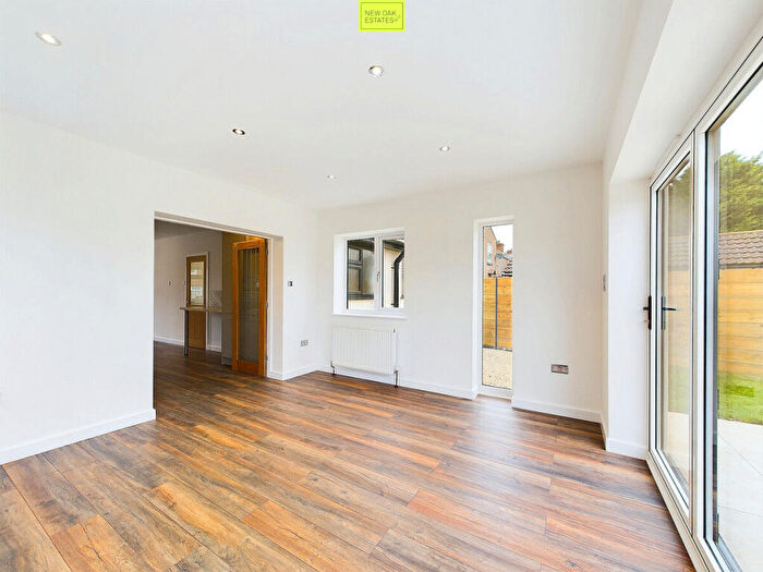 2 Bedroom Detached Bungalow For Sale In Chesterfield Road, North Wingfield, S42