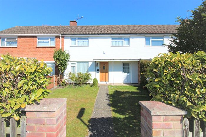 3 Bedroom Semi-Detached House To Rent In Sutton Road, Camberley, GU15