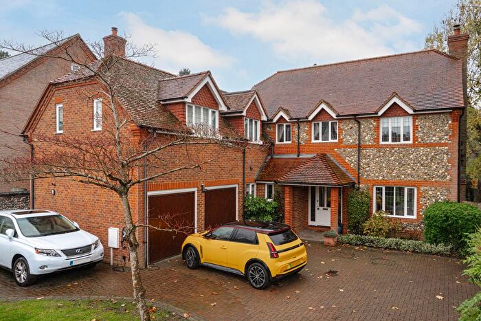 5 Bedroom Detached House To Rent In Caithness Drive, Epsom, KT18