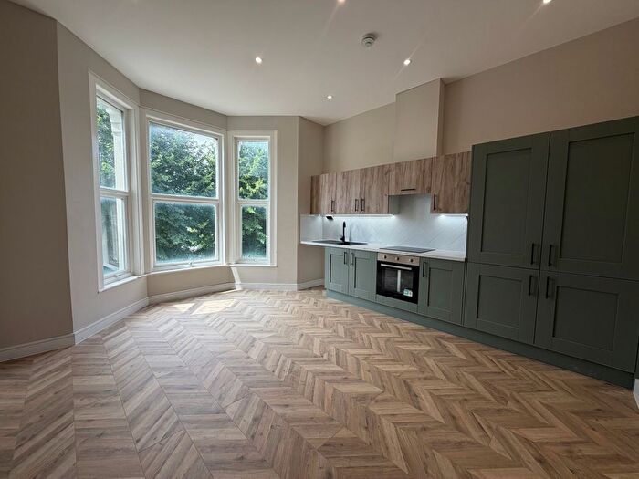 1 Bedroom Flat To Rent In Harold Street, Dover, CT16
