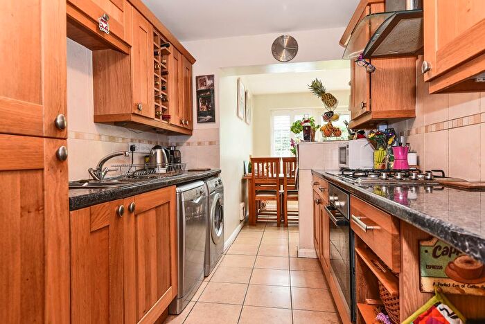 4 Bedroom Terraced House To Rent In Maidenhead, Berkshire, SL6