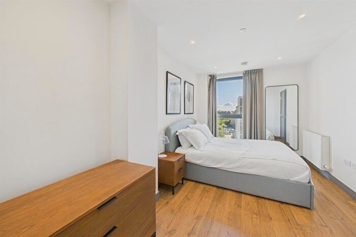 2 Bedroom Flat To Rent In Ashley Road, London, N17