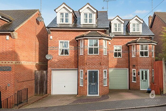 4 Bedroom Semi Detached House For Sale In Church Road, Chavey Down, Ascot, Berkshire, SL5