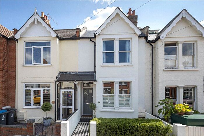 3 Bedroom Terraced House For Sale In Queens Road, New Malden, KT3