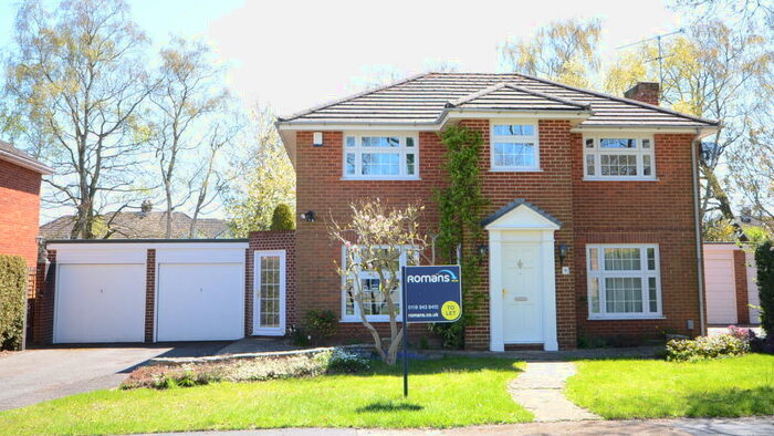 4 Bedroom Detached House To Rent In The Birchwoods, RG31