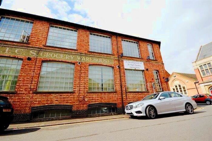 2 Bedroom Duplex To Rent In Regent Street, Kettering, NN16