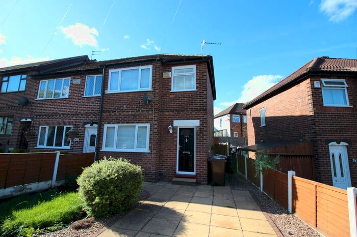 3 Bedroom Terraced House To Rent In Greenside Lane, Droylsden, M43