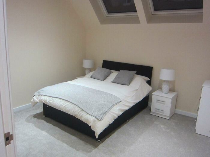 1 Bedroom Flat To Rent In South Street, Ilkeston, DE7