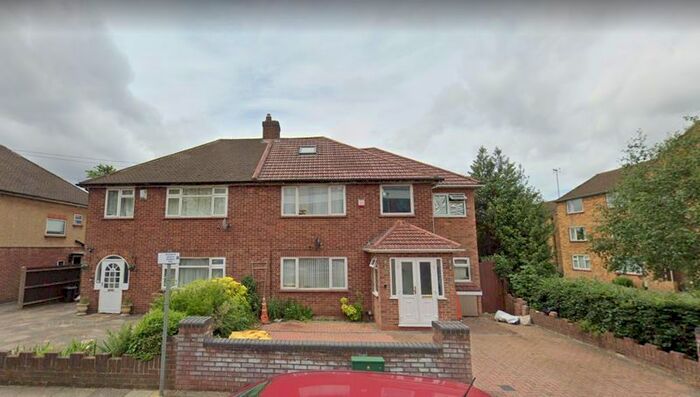 2 Bedroom Maisonette To Rent In Field End Road, Ruislip HA4