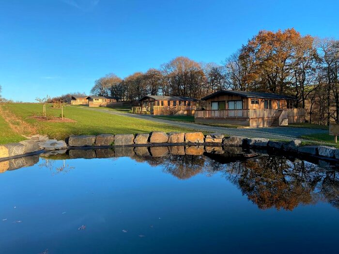 2 Bedroom Lodge For Sale In Glan-Y-Nant, Llanidloes, SY18