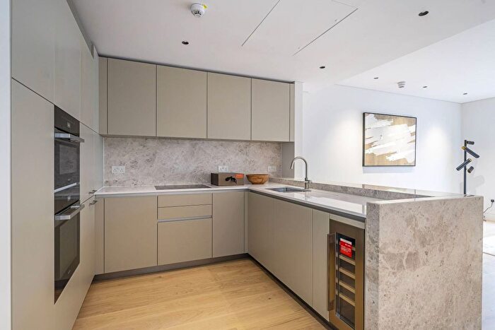 2 Bedroom Flat For Sale In Nutford Place, Marylebone, London, W1H