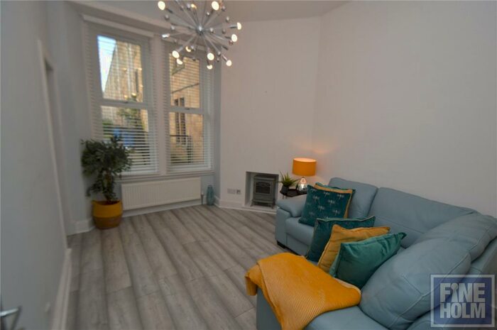 2 Bedroom Apartment To Rent In St Kenneth Drive, Glasgow, G51