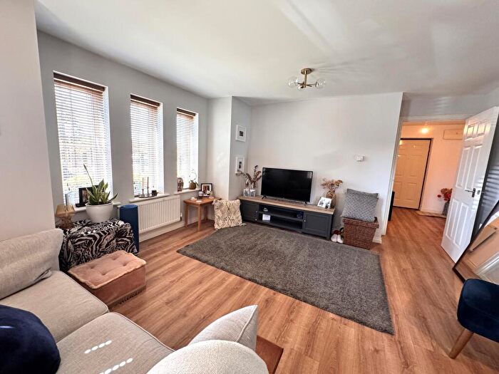 1 Bedroom Apartment To Rent In Summerlin Drive, Woburn Sands, Milton Keynes, MK17