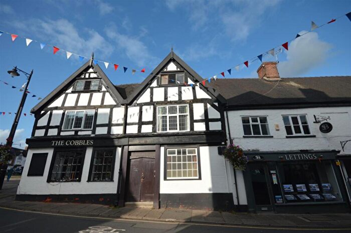 2 Bedroom Apartment To Rent In High Street, Sandbach, CW11