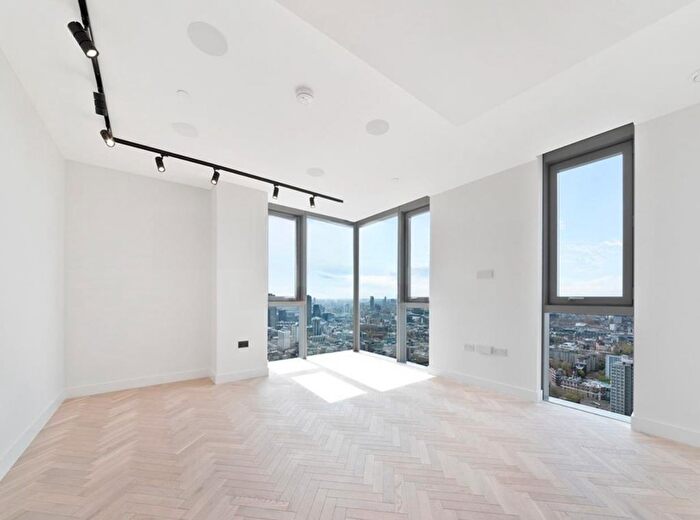 2 Bedroom Flat To Rent In City Road, Valencia Tower, EC1V