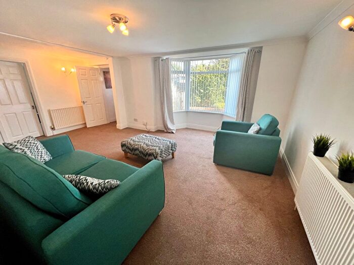 2 Bedroom Flat To Rent In Belle Vue Crescent, Sunderland, SR2