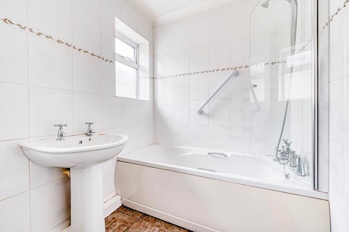 2 Bedroom Detached Bungalow For Sale In Frere Corner, Roydon, IP22