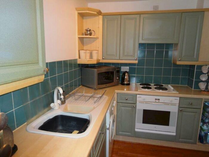 2 Bedroom Apartment To Rent In Sterling Court, Newhall Hill, Birmingham, B1