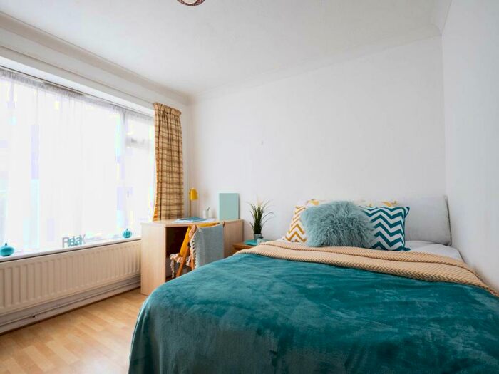 5 Bedroom House To Rent In College Road, Canterbury, Kent, CT1