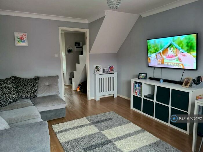 2 Bedroom Terraced House To Rent In Thistledown, Gravesend, DA12