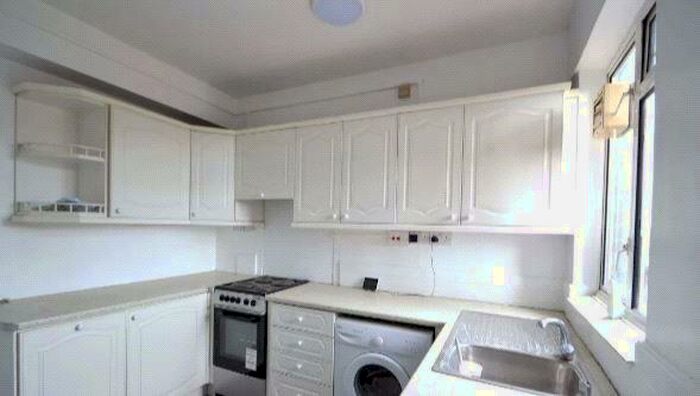 2 Bedroom Apartment To Rent In Euston Road, London, NW1