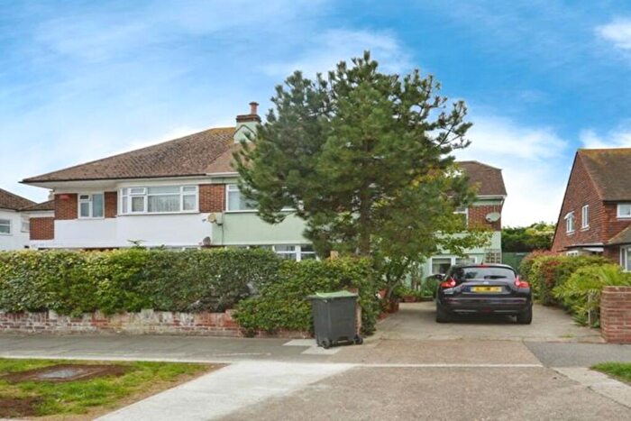 1 Bedroom Flat To Rent In Gloucester Avenue, Margate, CT9