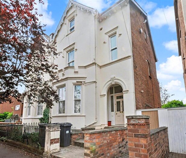 1 Bedroom Flat To Rent In Russell Terrace, Leamington Spa, CV31