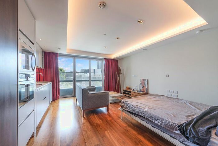 Studio To Rent In Canaletto Tower, City Road, EC1V
