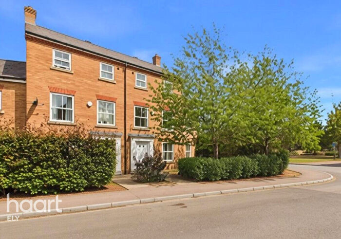 5 Bedroom Town House For Sale In Welland Place, Ely, CB6