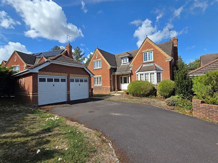 5 Bedroom Detached House For Sale In Johnson View, Whiteley, Fareham, PO15