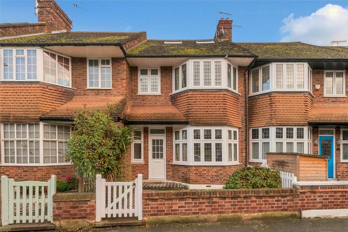 4 Bedroom Property To Rent In Palmerston Road, East Sheen, SW14