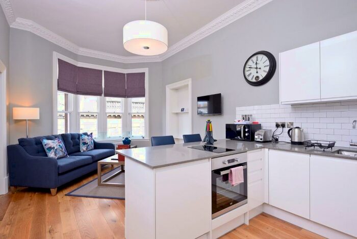 1 Bedroom Flat To Rent In Shandwick Place, West End, Edinburgh, EH2