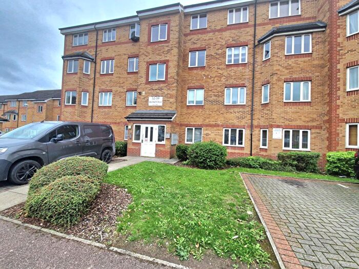 2 Bedroom Flat To Rent In Orchid Close, Luton, LU3