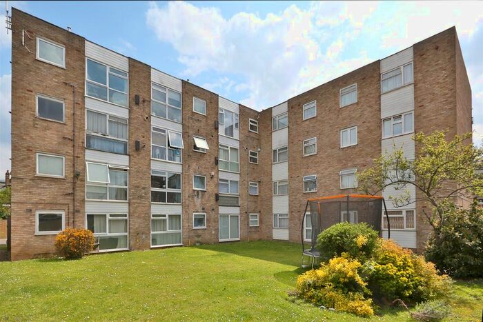 1 Bedroom Flat To Rent In Mayfield House, Northfield Road, N16