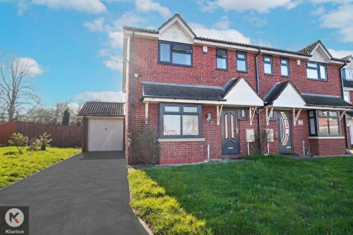 4 Bedroom Semi Detached House For Sale In Bramble Dell, Birmingham, B9