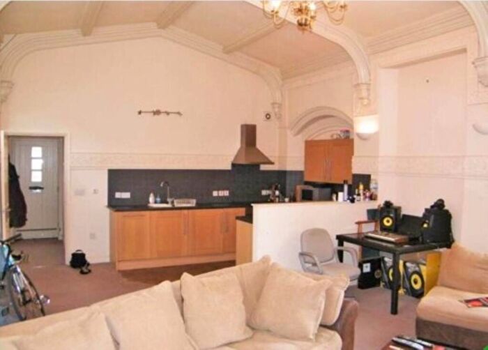 1 Bedroom Flat To Rent In Tudor Hall, Norwich, NR1