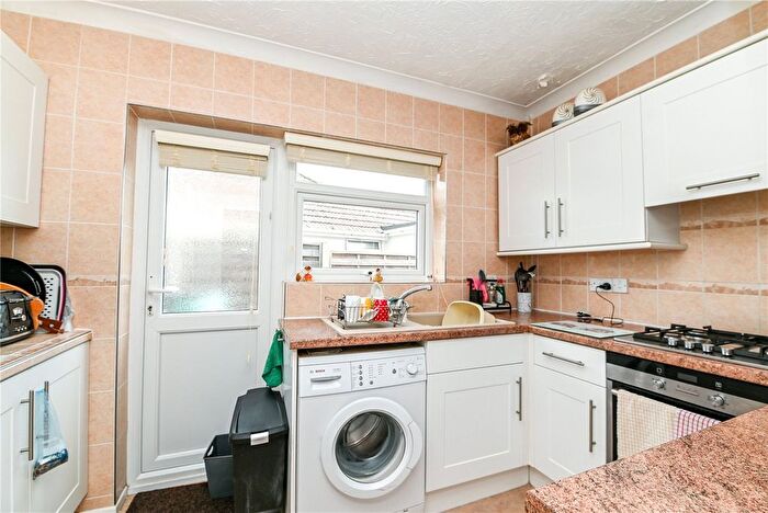 2 Bedroom Bungalow For Sale In Osborne Road, New Milton, Hampshire, BH25