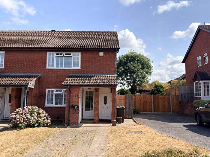 1 Bedroom Maisonette For Sale In Lane Croft, Sutton Coldfield, B76