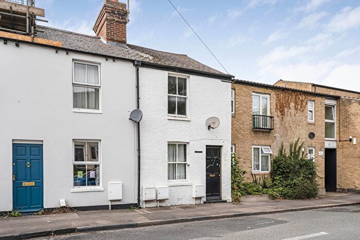 2 Bedroom Terraced House For Sale In New High Street, Oxford, OX3